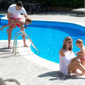Meridiana Family & Nature Marina Romea